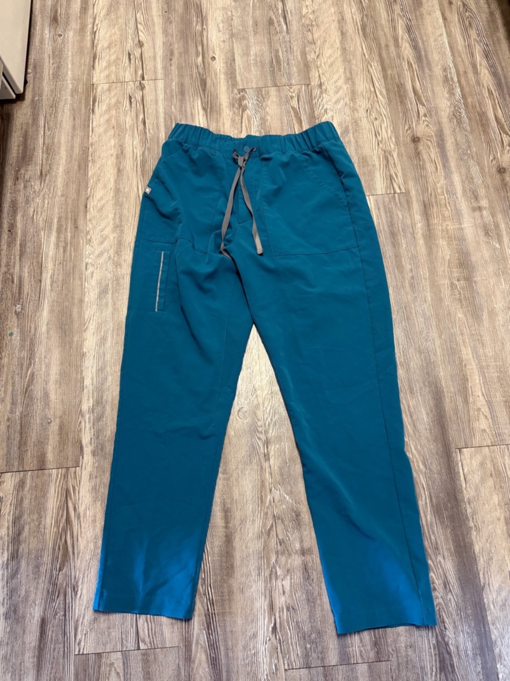 Womens Figs sz L/S Scrub Pants